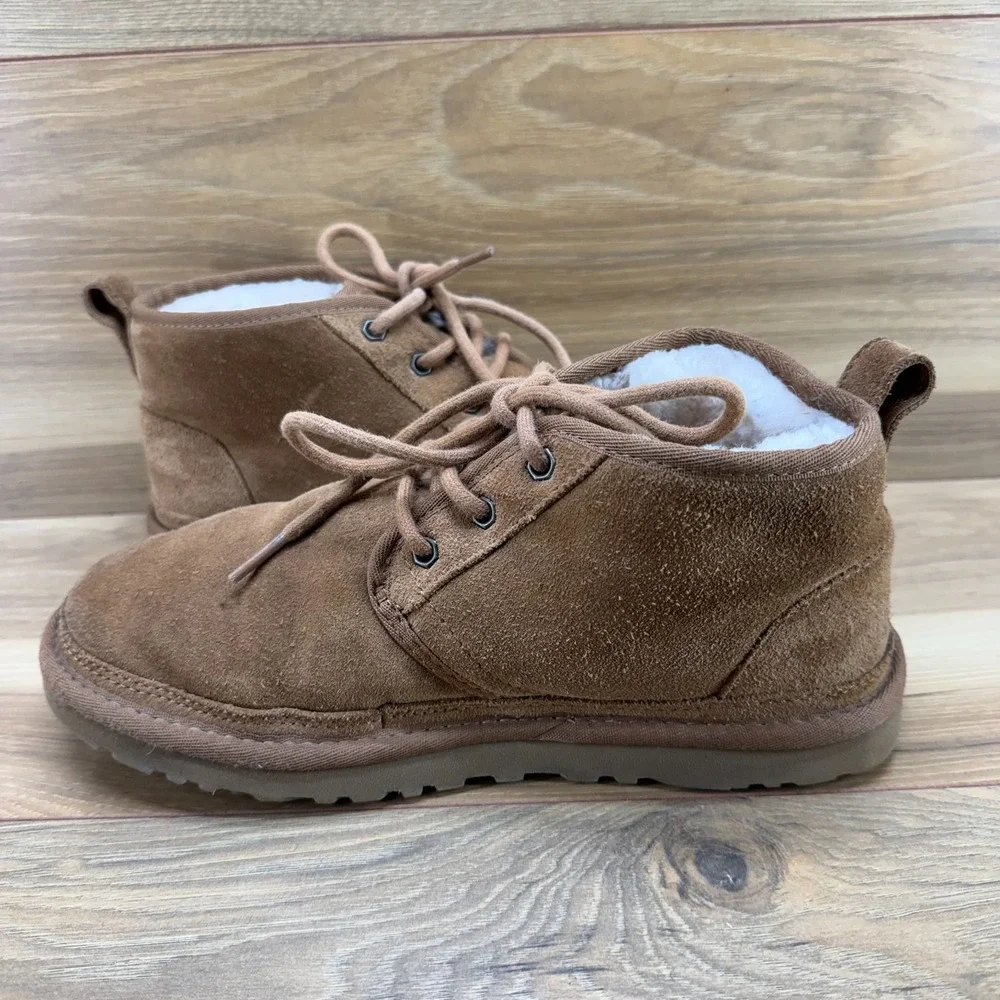 UGG Neumel Chukka Boot Mens 8 Chestnut Suede Shearling Fur Lined Lace Up